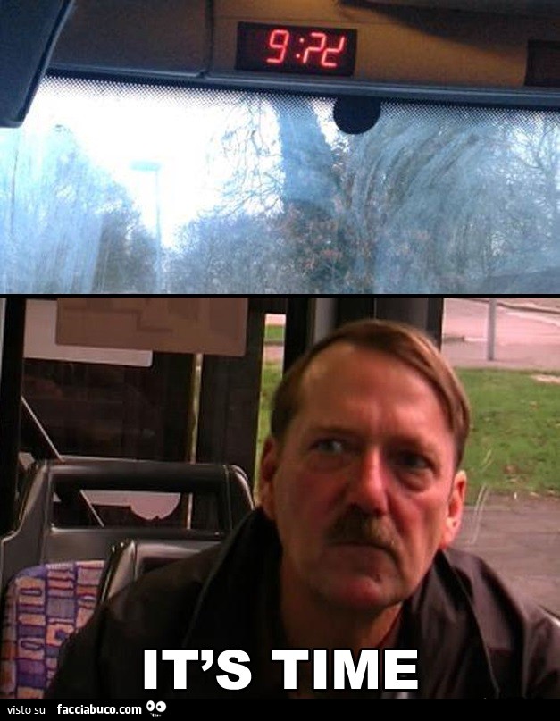 L'orologio sull'autobus segna una svastica. Hitler: è il momento