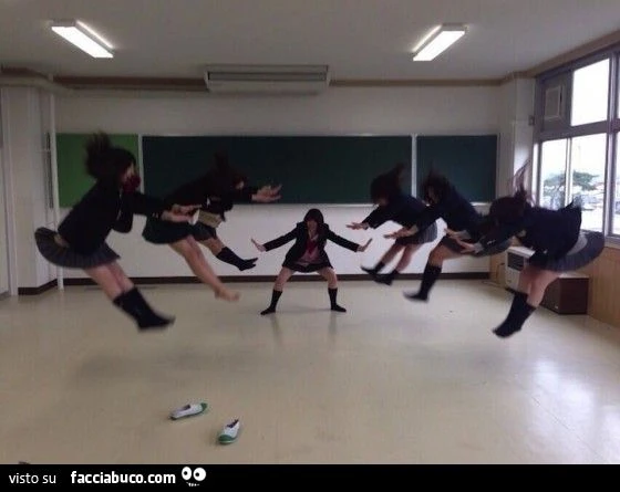 ragazze volano