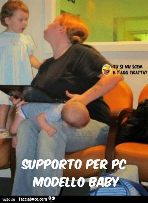 Supporto per pc modello baby