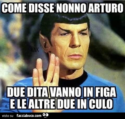 Come disse nonno Arturo. Due dita vanno in figa e le altre due in culo