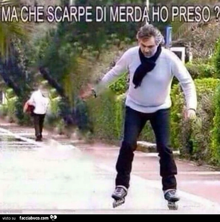 Ma che scarpe di merda ho preso? Andrea Bocelli con i pattini