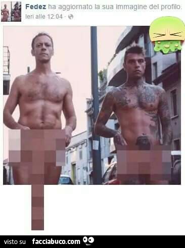 Rocco Siffredi e Fedez corrono nudi per strada