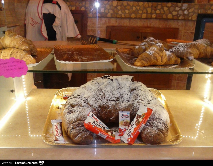 Cornetto gigante con Kinder Bueno, Kinder Cereali e Dublo