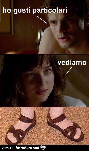 Ho gusti particolari. Vediamo. Calzini bianchi con ciabatte